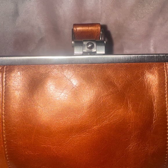 🔥HOBO INTERNATIONAL🔥  Copper Wristlet Clutch (like new,no call outs) - Picture 3 of 5